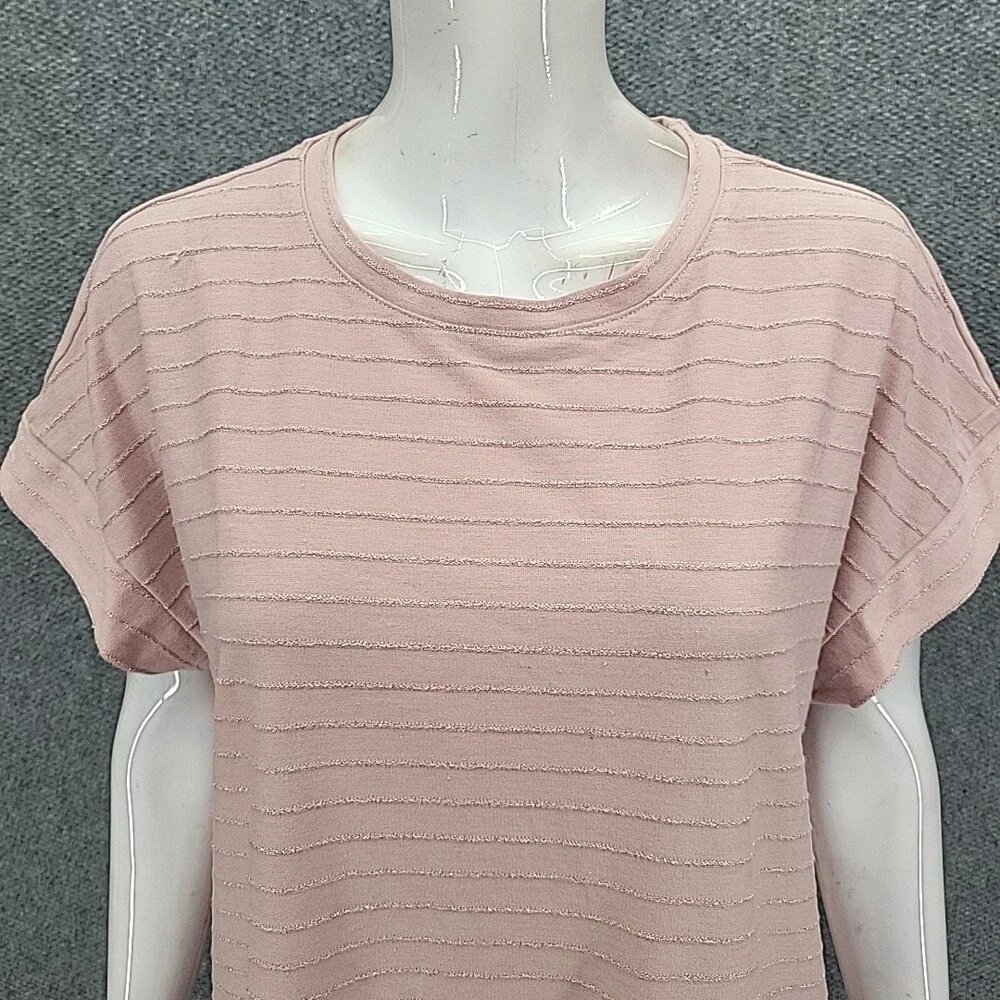 Ellen Tracy Women's Top X-Large Size Pink Short Sleeves Blouse w Glitter Stripes